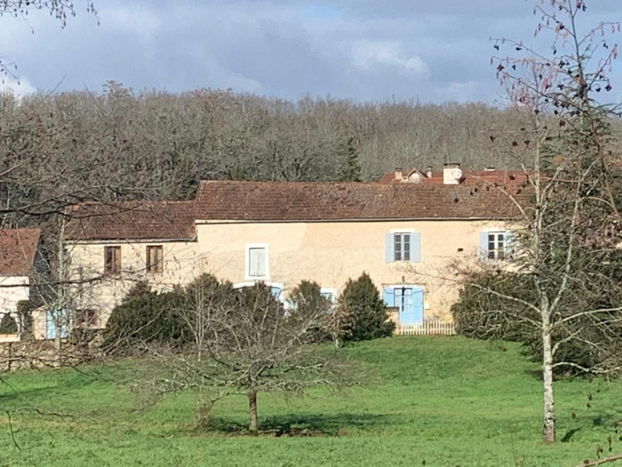 La Grange, 10 Rue Du Lavoir Saint-Martial-d'Albarede Kültér fotó