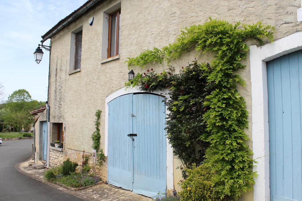 La Grange, 10 Rue Du Lavoir Saint-Martial-d'Albarede Kültér fotó